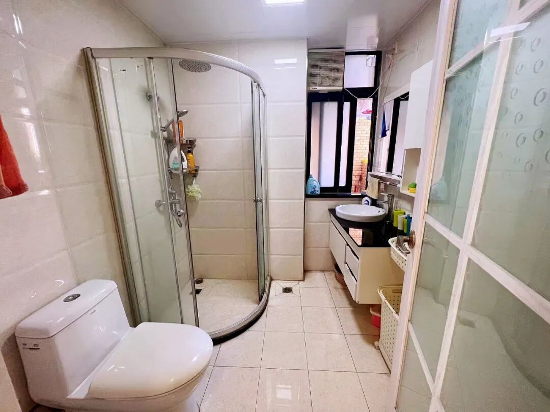 天河北总价1040万 | 芳草园，109平三房，南向、*户型、诚心出售！