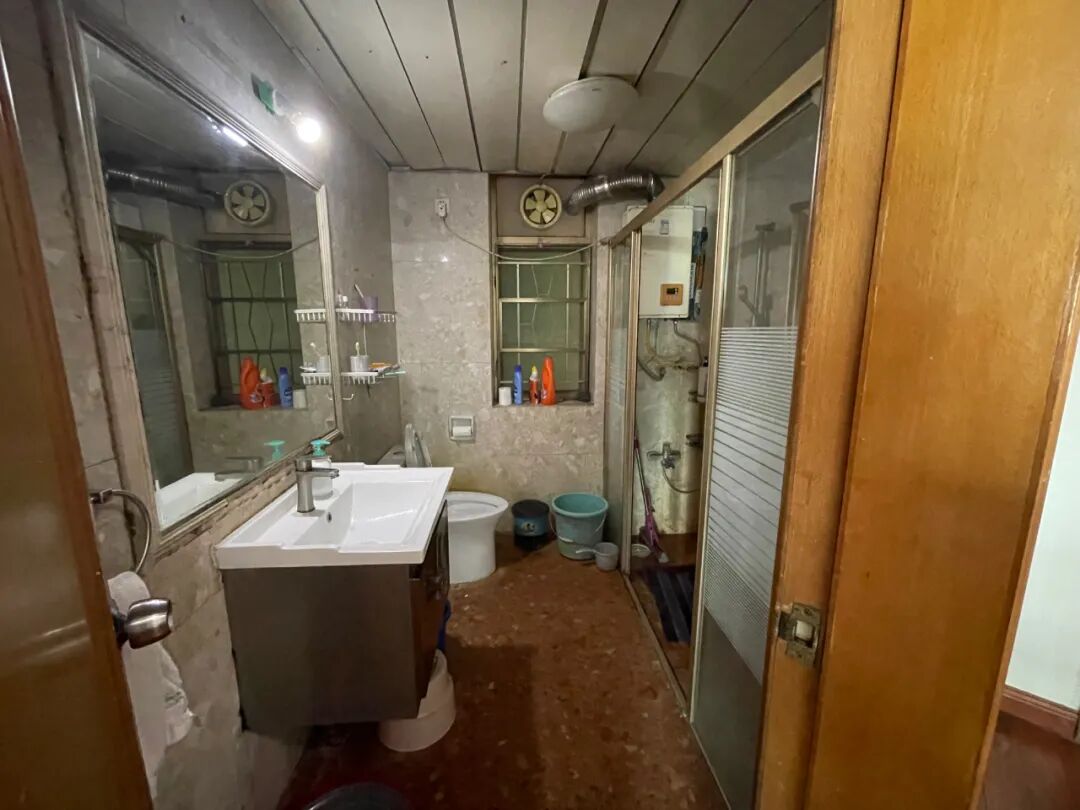 天河北总价1120万 | 帝景苑，138平四房，舒适南向，业主急售！