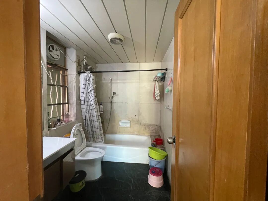 天河北总价1120万 | 帝景苑，138平四房，舒适南向，业主急售！