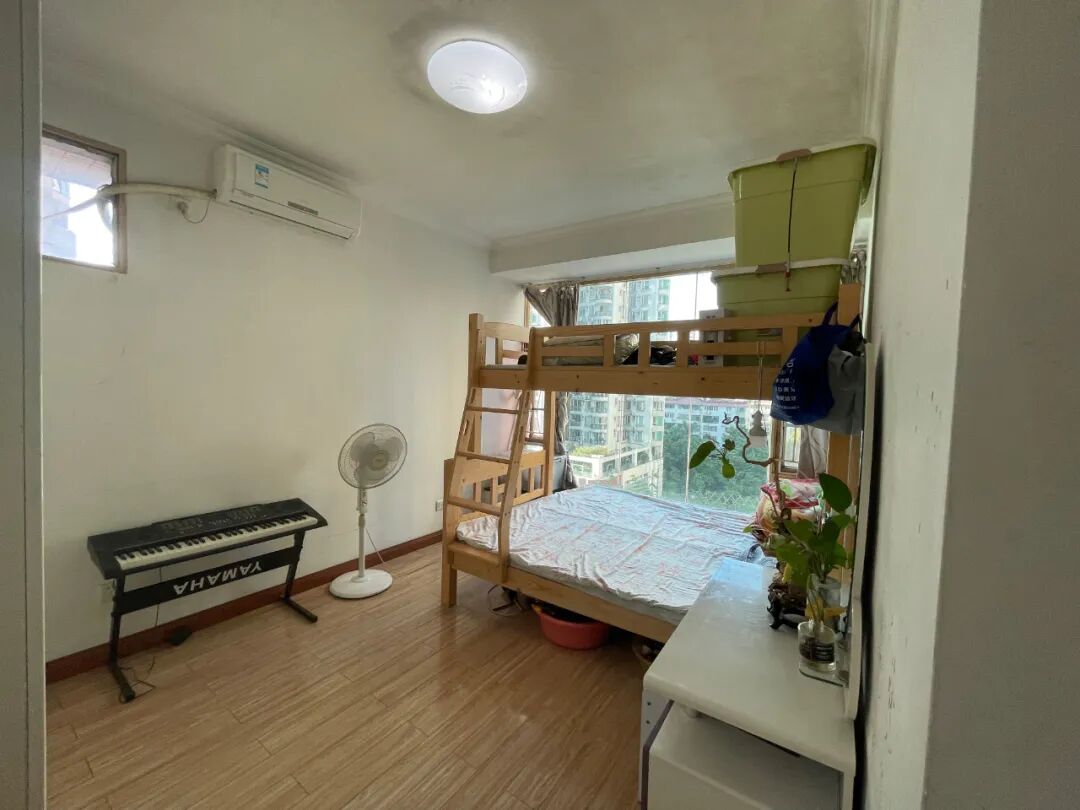 天河北总价1120万 | 帝景苑，138平四房，舒适南向，业主急售！