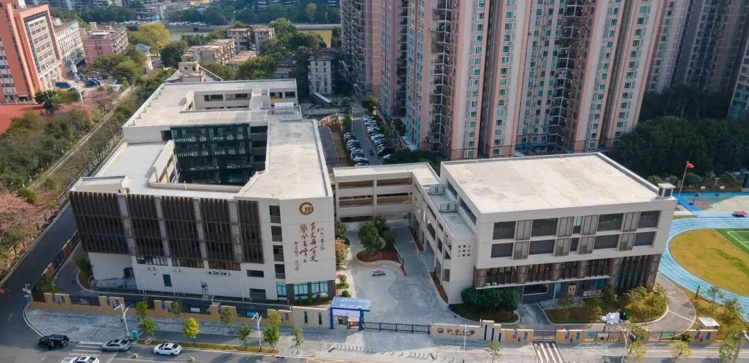 荔湾上新盘大坦沙岛【凯德双桥新作】单价4起万，户户都望江！