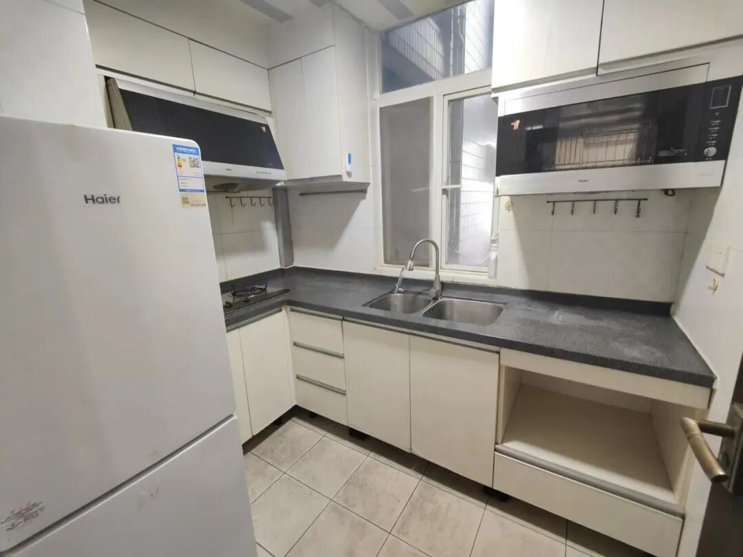 天河北总价1245万三房 |  伊顿18，120平大三房，高层视野开阔、繁华地段