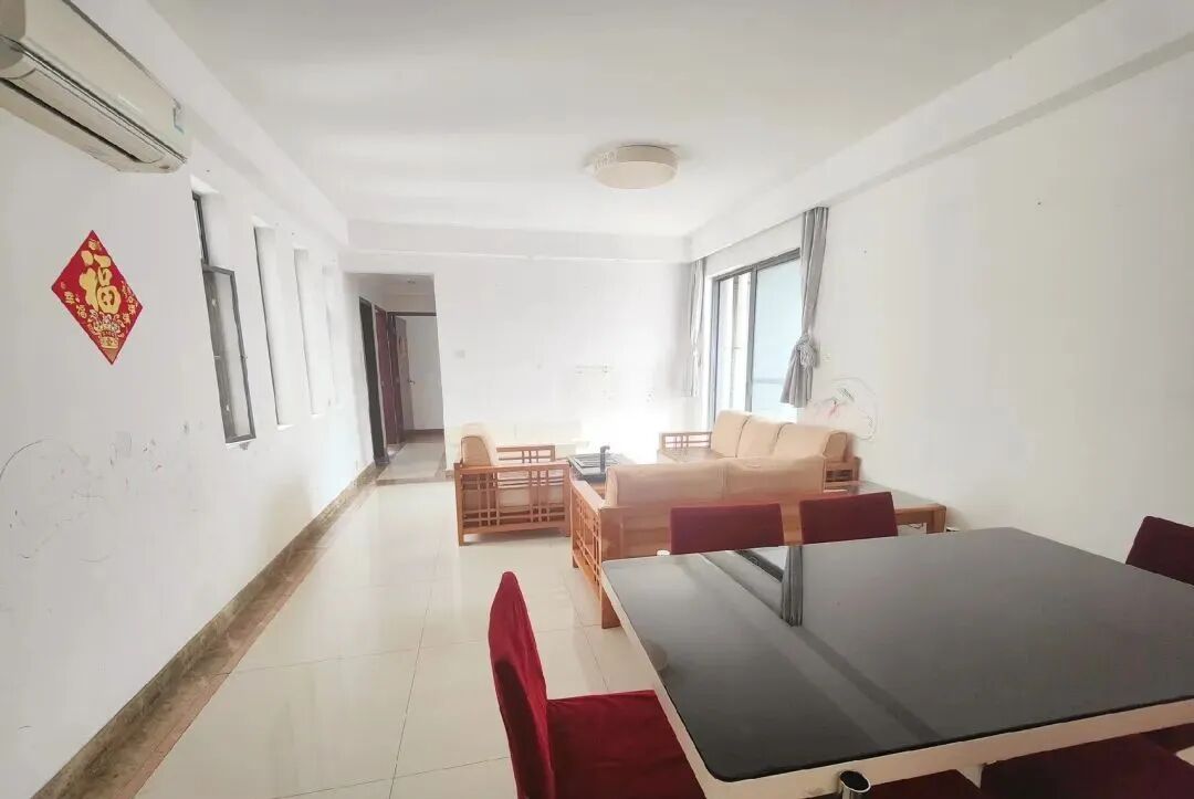 天河北二手房出售，嘉宝华庭121方，970万！