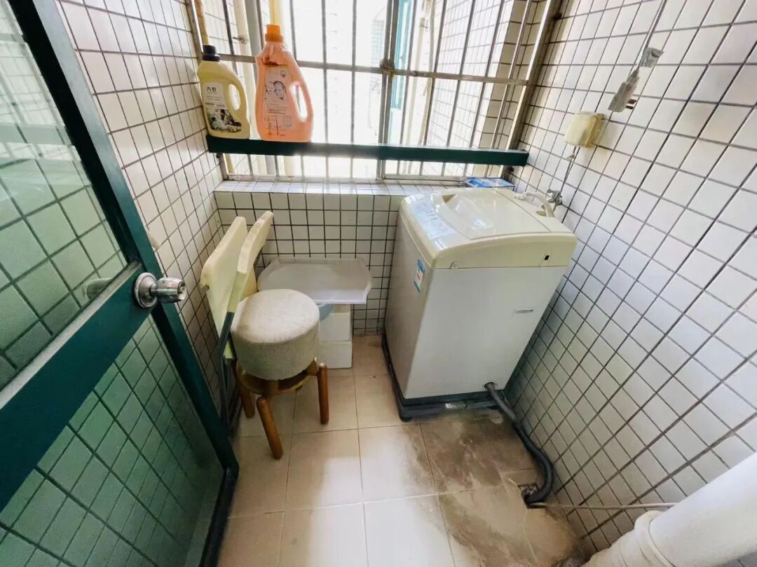 天河北二手房【金碧翡翠华庭】76平，总价620万！