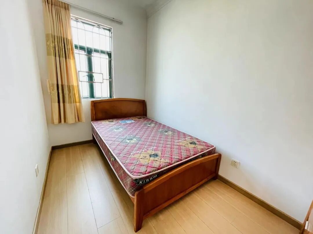 天河北二手房【金碧翡翠华庭】76平，总价620万！