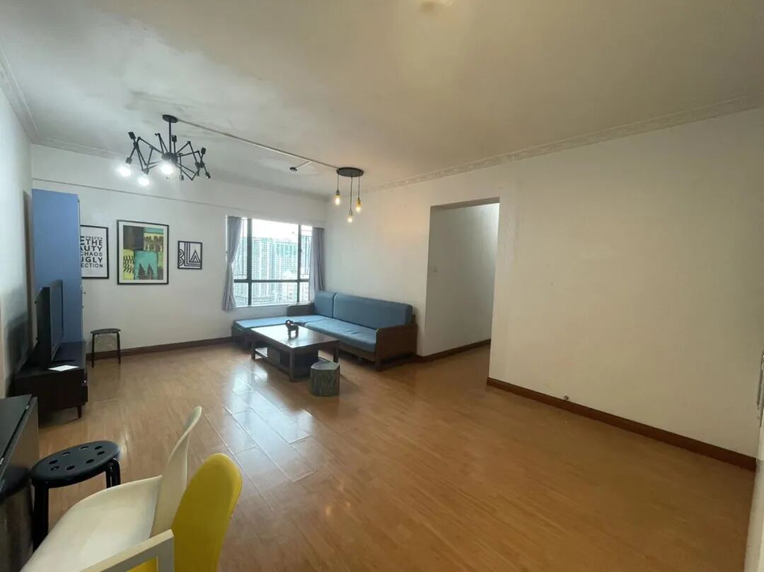 天河北总价1130三房|  芳草园，117平三房，无占学位、无贷款、诚心出售