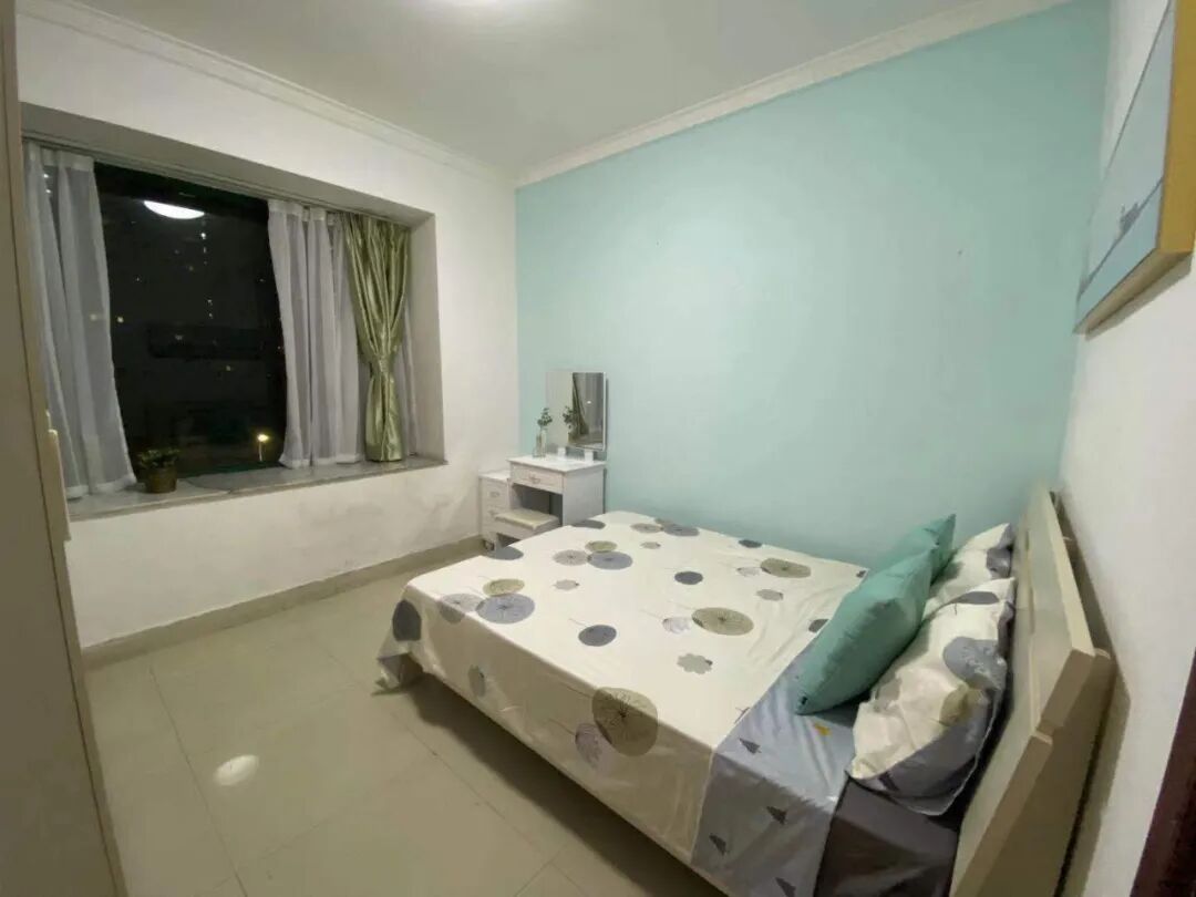 天河北总价780万三房 | 金海花园，104平三房，封闭式花园小区、急售！