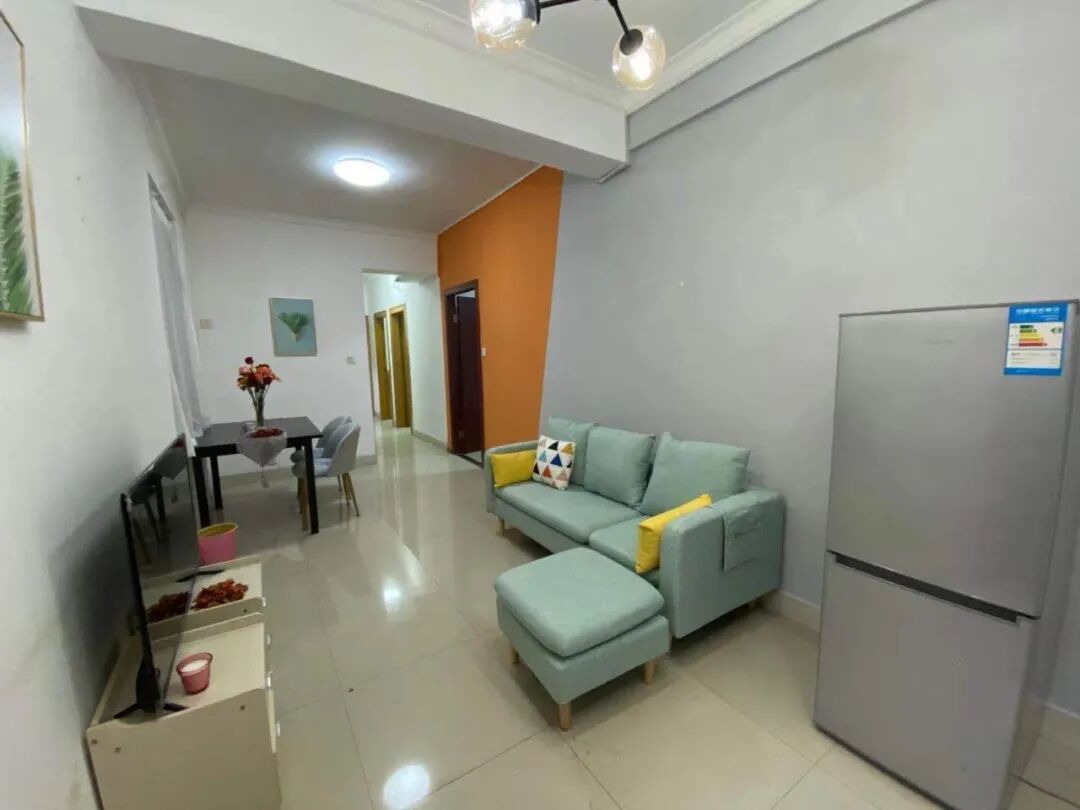 天河北总价780万三房 | 金海花园，104平三房，封闭式花园小区、急售！