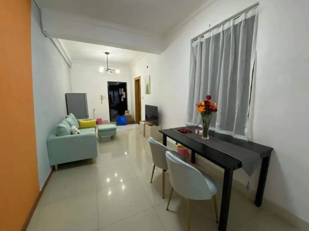 天河北总价780万三房 | 金海花园，104平三房，封闭式花园小区、急售！