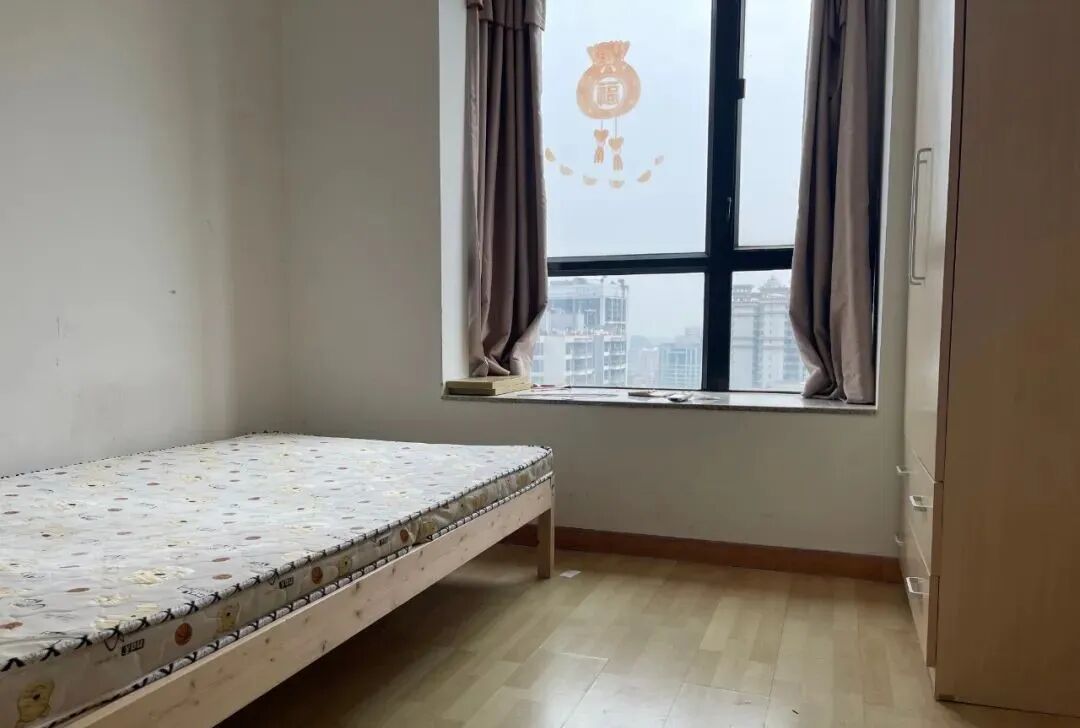 天河北二手房出售，天誉花园笋盘，75.9平，590万！