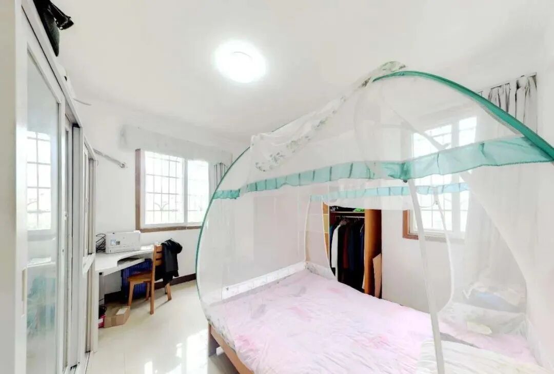 天河北二手房出售，德荣小区，108平方，仅售718万！