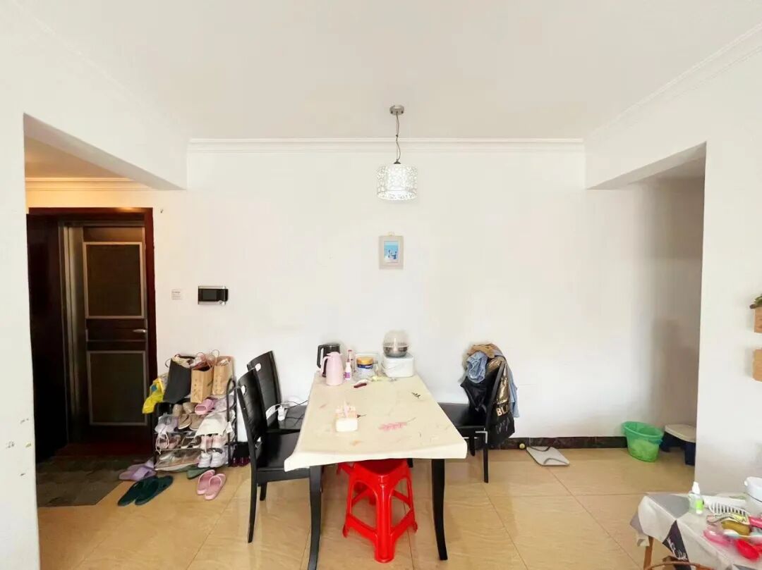 天河北总价680万 | 银汇华庭，86平，厅出阳台、安静南向、业主急售！