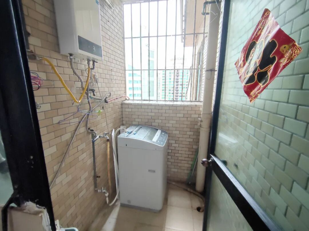 天河北总价850万两房 |  芳草园，92平两房，可改三房、诚心出售