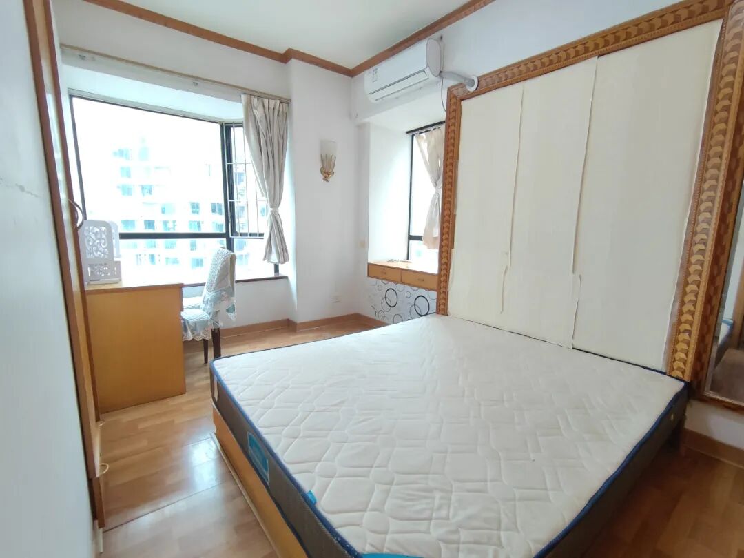 天河北总价850万两房 |  芳草园，92平两房，可改三房、诚心出售