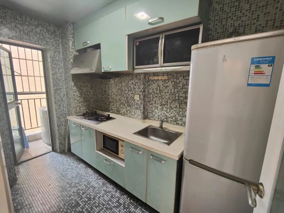 天河北总价670万两房 |  协和新世界，74平两房，龙口西小学、花园小区