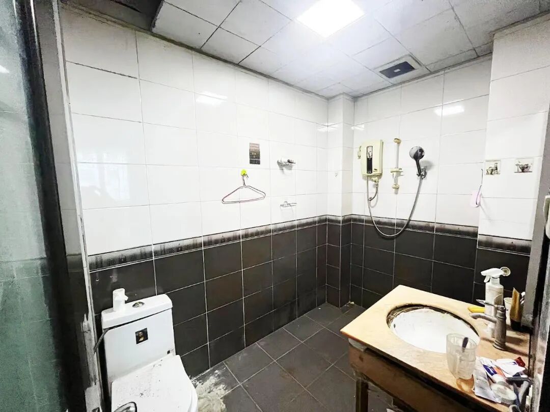 天河北总价650万 | 龙口小区，122平大三房，小高层、双阳台、户型方正！