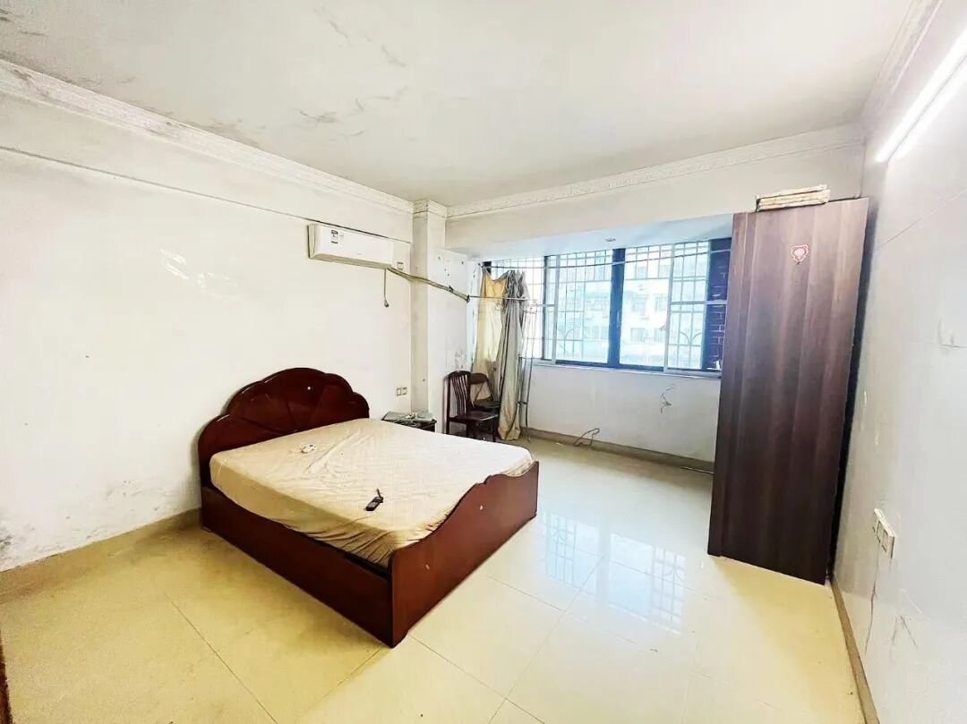 天河北总价650万 | 龙口小区，122平大三房，小高层、双阳台、户型方正！