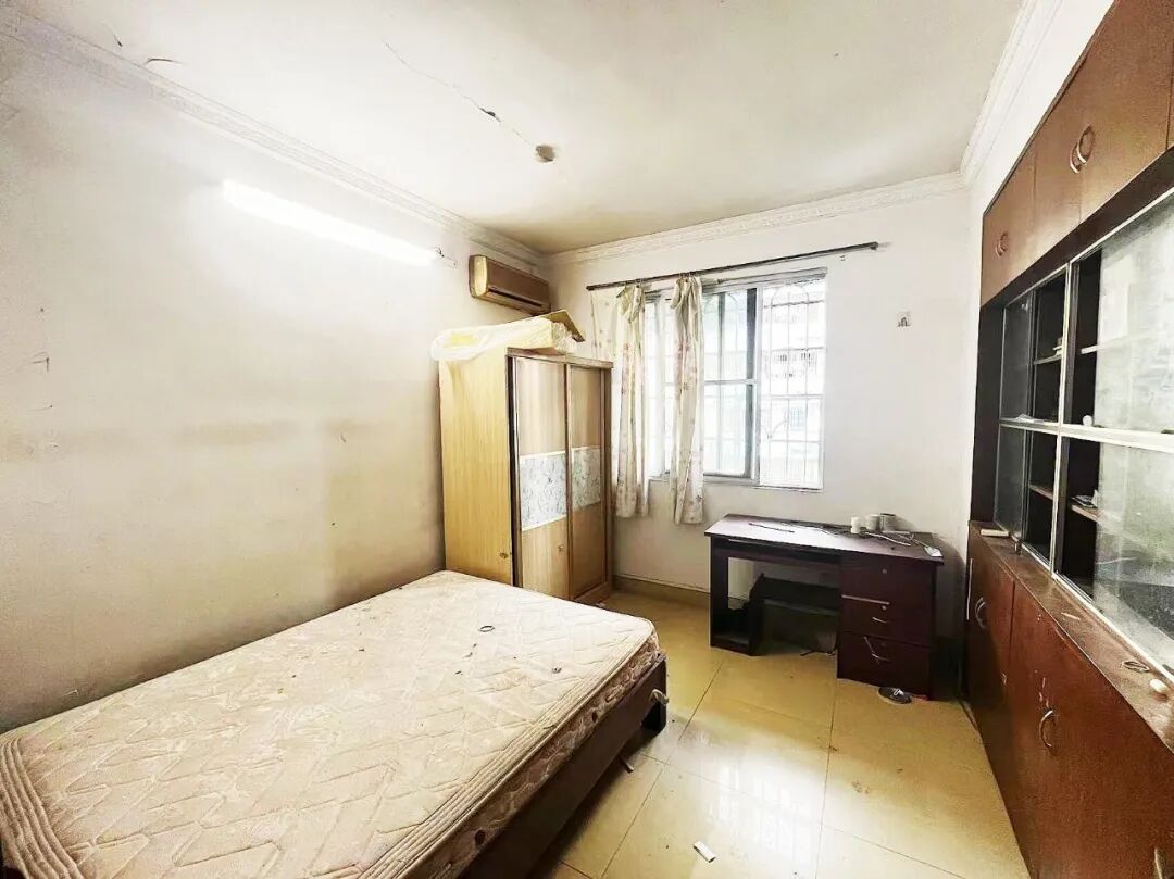 天河北总价650万 | 龙口小区，122平大三房，小高层、双阳台、户型方正！