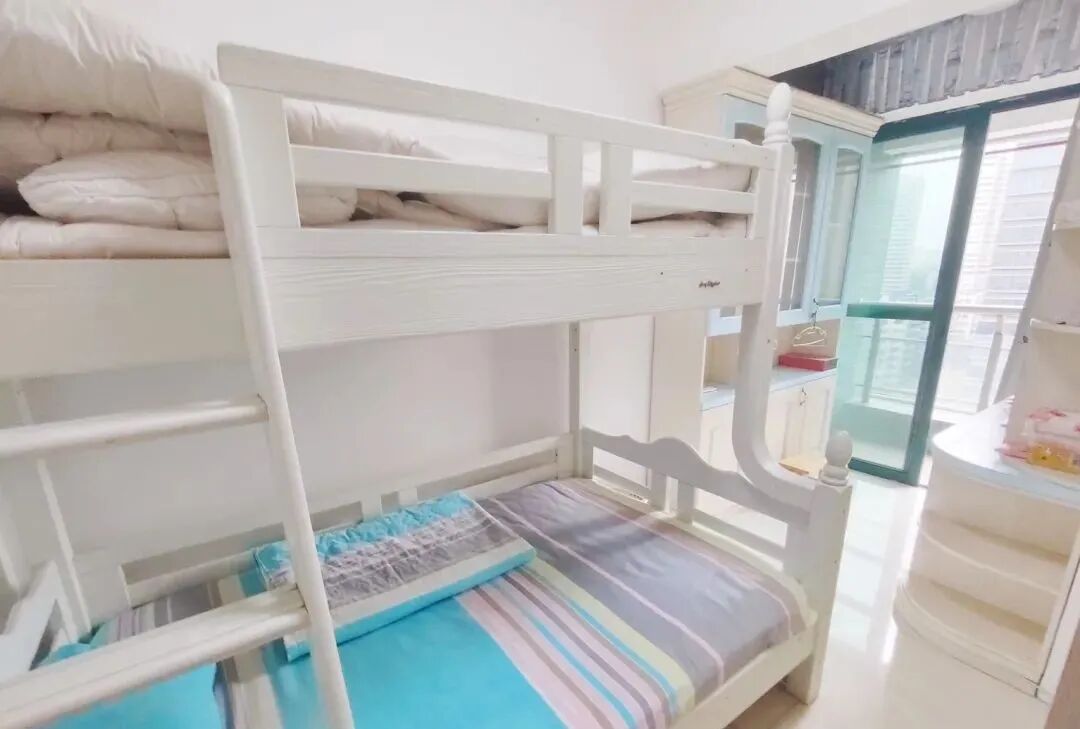 天河北二手房出售，金碧翡翠华庭，127.5平，1190万！