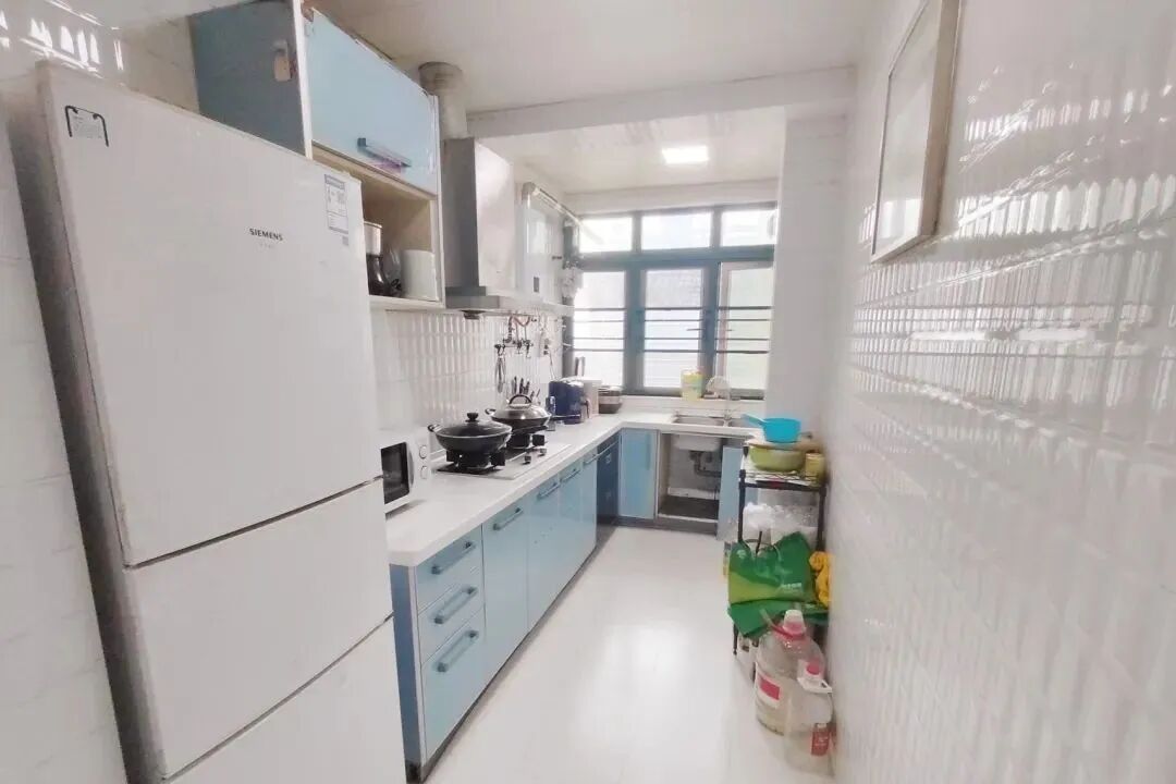 天河北二手房出售，金碧翡翠华庭，127.5平，1190万！