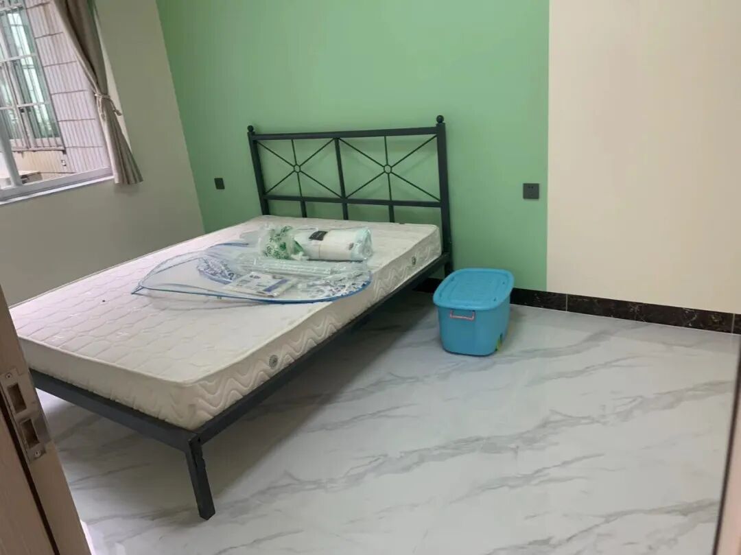 天河北总价700万三房 | 广梅汕宿舍，102平，无按揭，业主急售！