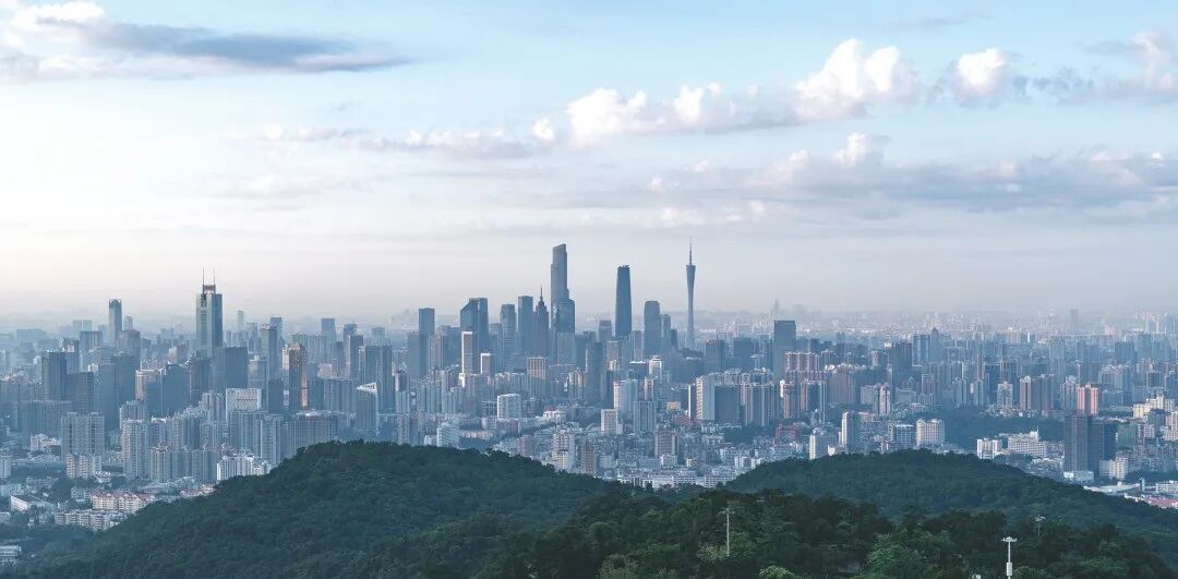 白云半山豪宅，珠光云山壹号年底内部特价加推215方！