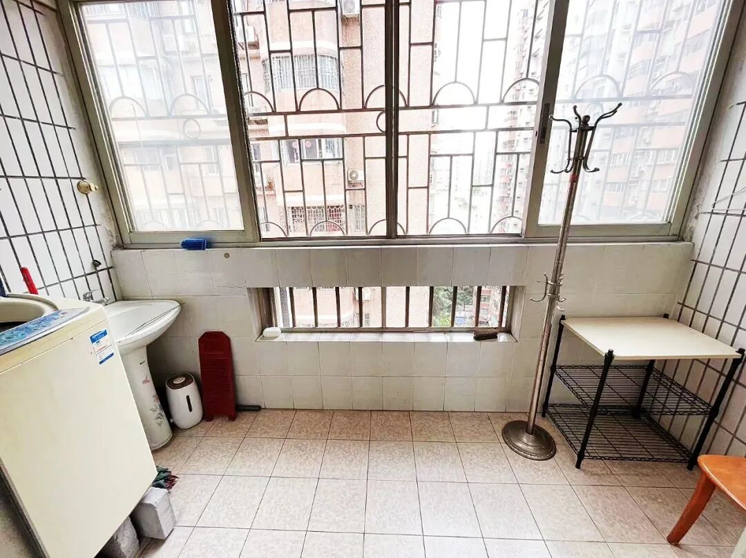 天河北总价570万两房 | 润华大厦，85平两房，花园小区、管理好