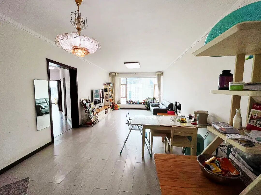 天河北总价1200万三房 |  帝景苑，124平三房，安静南向、花园小区