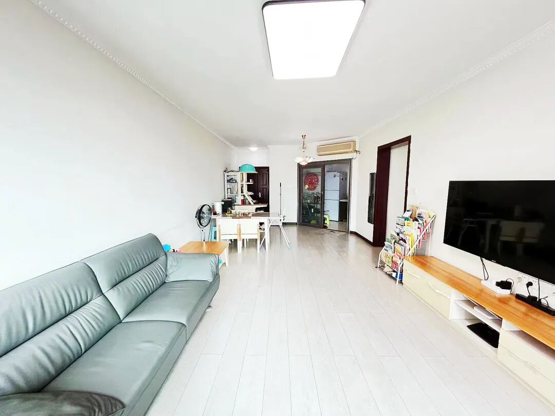 天河北总价1200万三房 |  帝景苑，124平三房，安静南向、花园小区