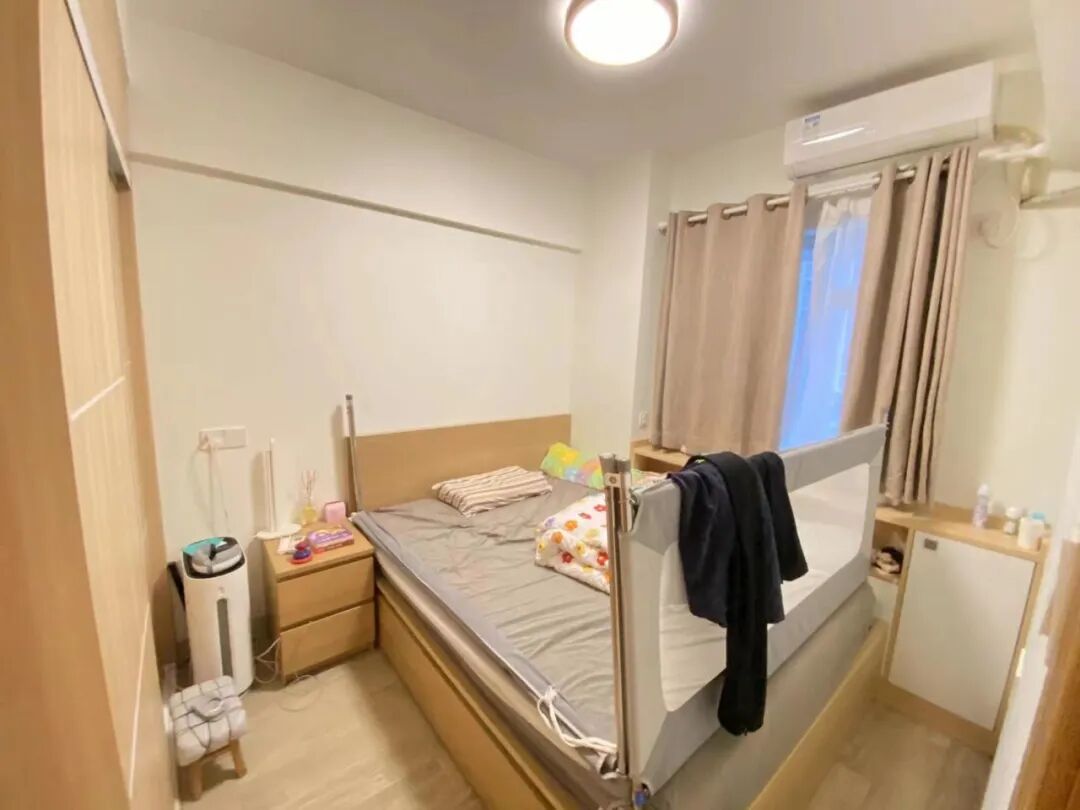 天河北总价450万 |  鸿翔大厦，56平，近华师地铁、业主诚心出售