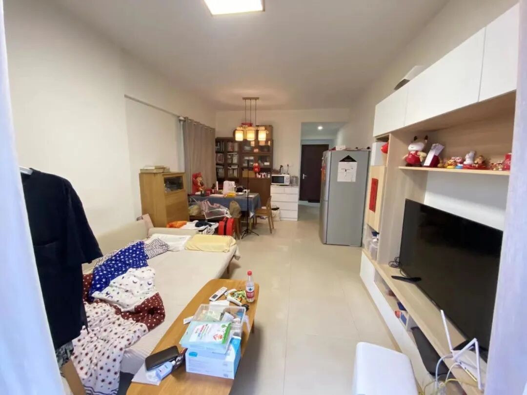 天河北总价450万 |  鸿翔大厦，56平，近华师地铁、业主诚心出售