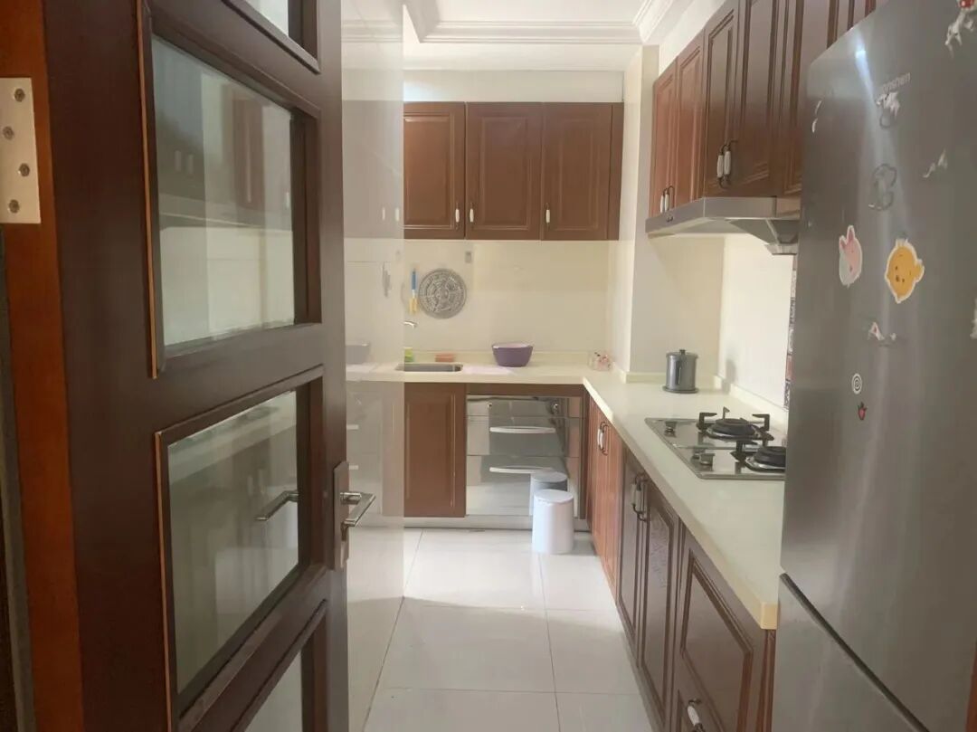 天河北总价750万两房 | 保利中辰广场，83平，花园小区、近地铁！