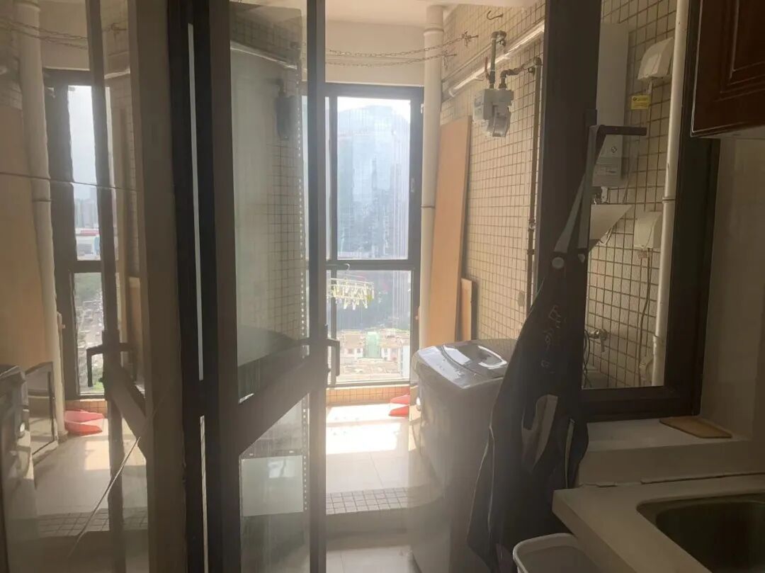 天河北总价750万两房 | 保利中辰广场，83平，花园小区、近地铁！