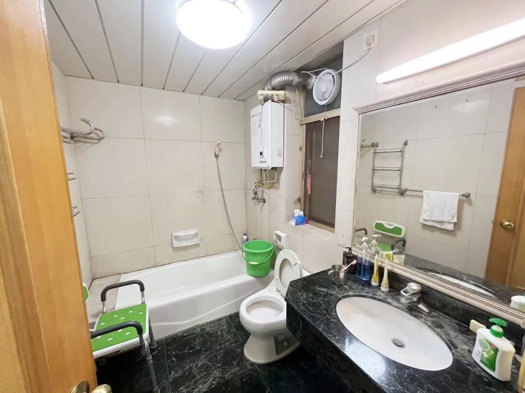 天河北总价966万 | 帝景苑，138平四房，管理好、近地铁、诚心出售！