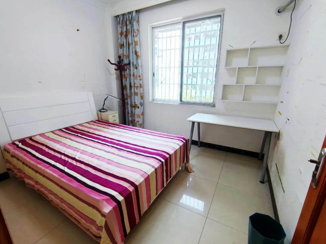 天河北二手房【龙口小区】102平，总价678万！