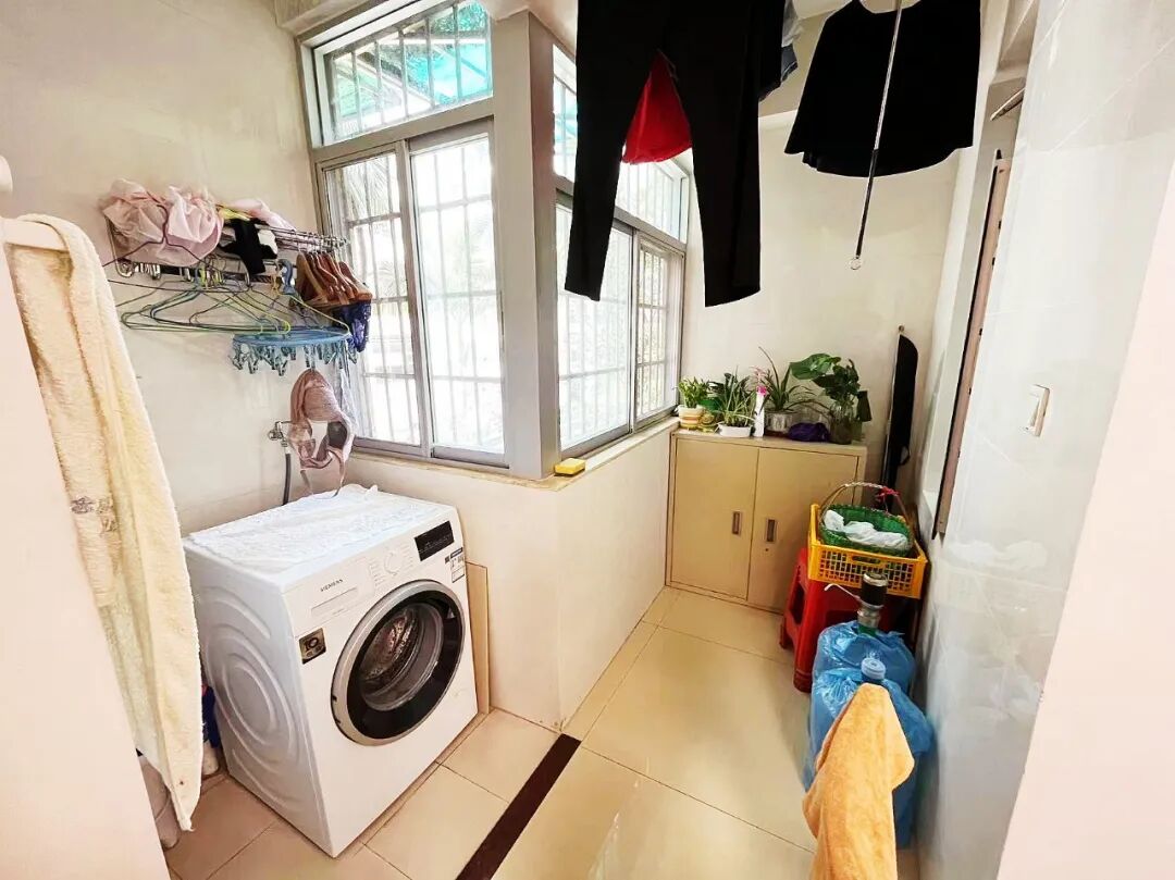 天河北总价620万三房 |  华天国际广场，80平三房，双地铁 、业主诚心出售