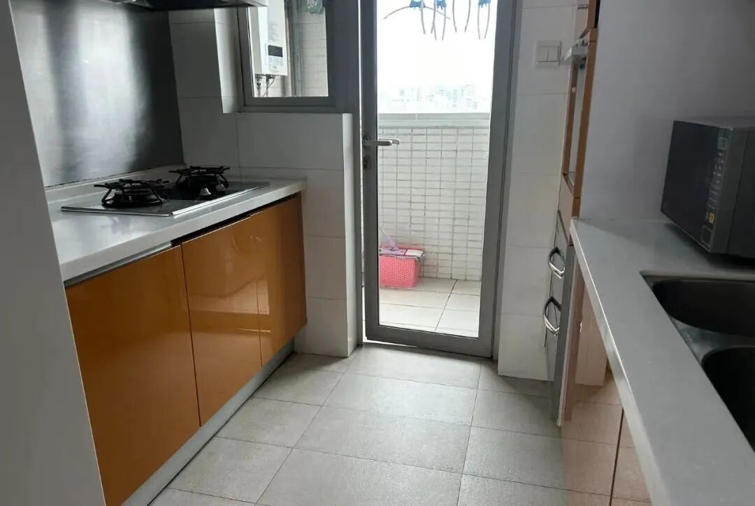 广州天河二手房天河新作，136平方，仅售1638万！