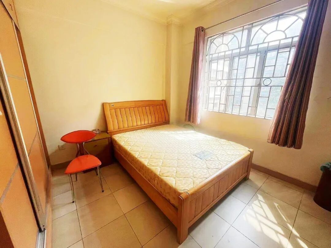 天河北总价520万 | 金富苑 ，76平，南向两房、全明户型、厅出大阳台！