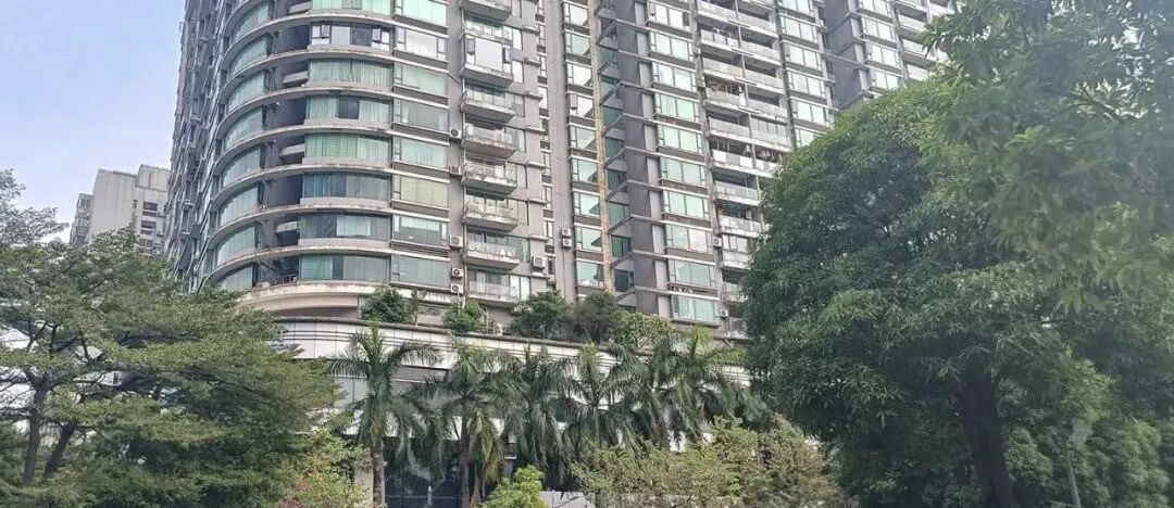 天河北二手房出售，都市华庭急售两套南向单位！