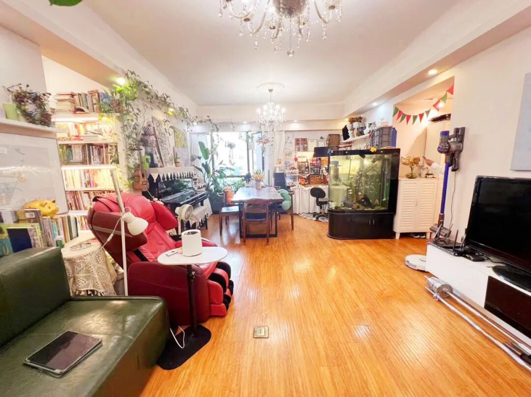 天河北二手房【芳草园】92平，总价838万！