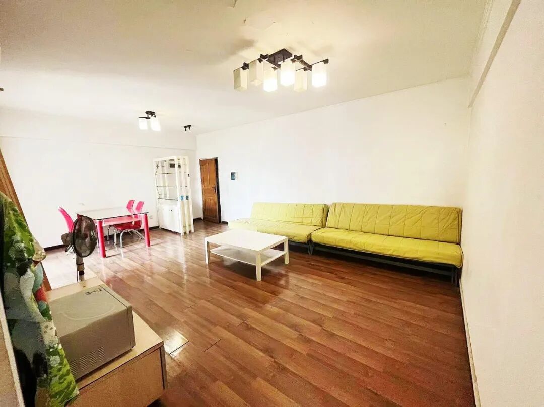 天河北总价620万 | 伟腾天逸名都，88平，精装大两房、户型实用、业主急售！