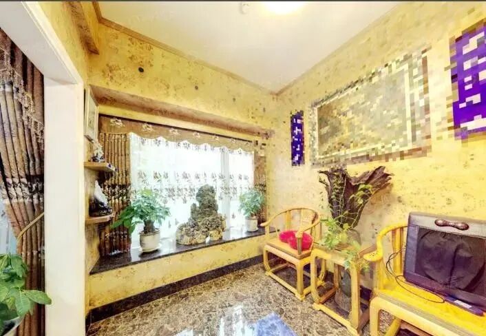 天河北二手房出售，新鸿基峻林，南向三房！