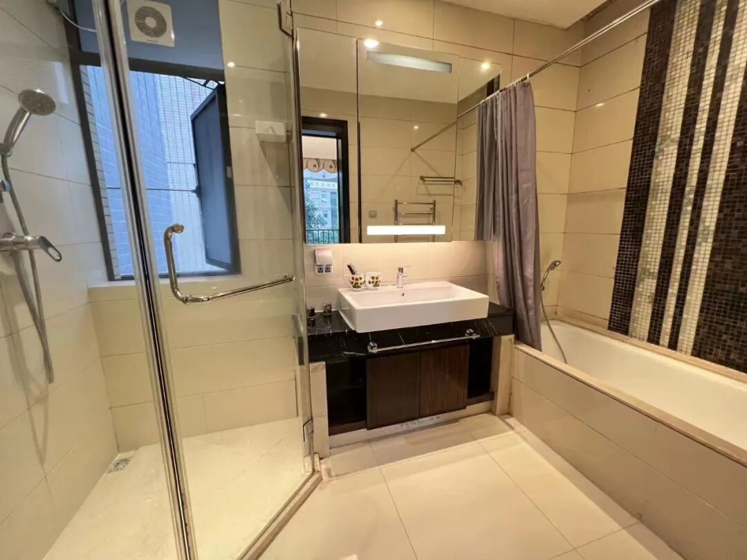 天河北总价1500万四房 | 瑞安创逸，140平，花园小区、近地铁！