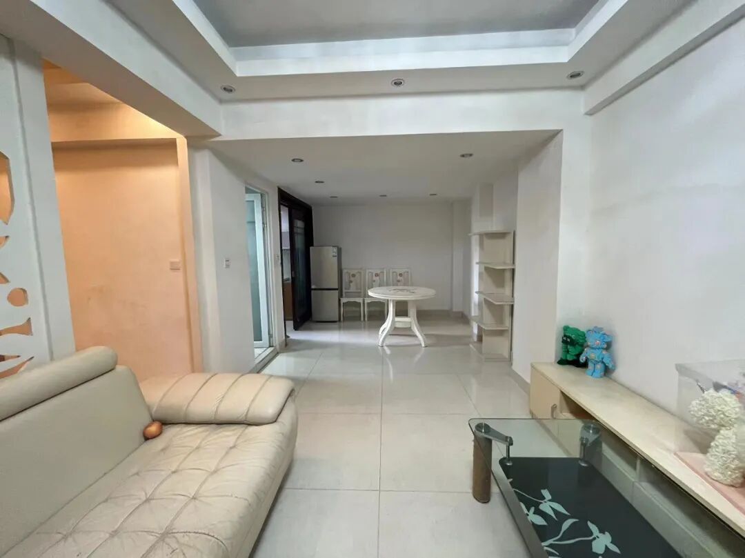 天河北二手房【龙口东小区】60平，总价330万！