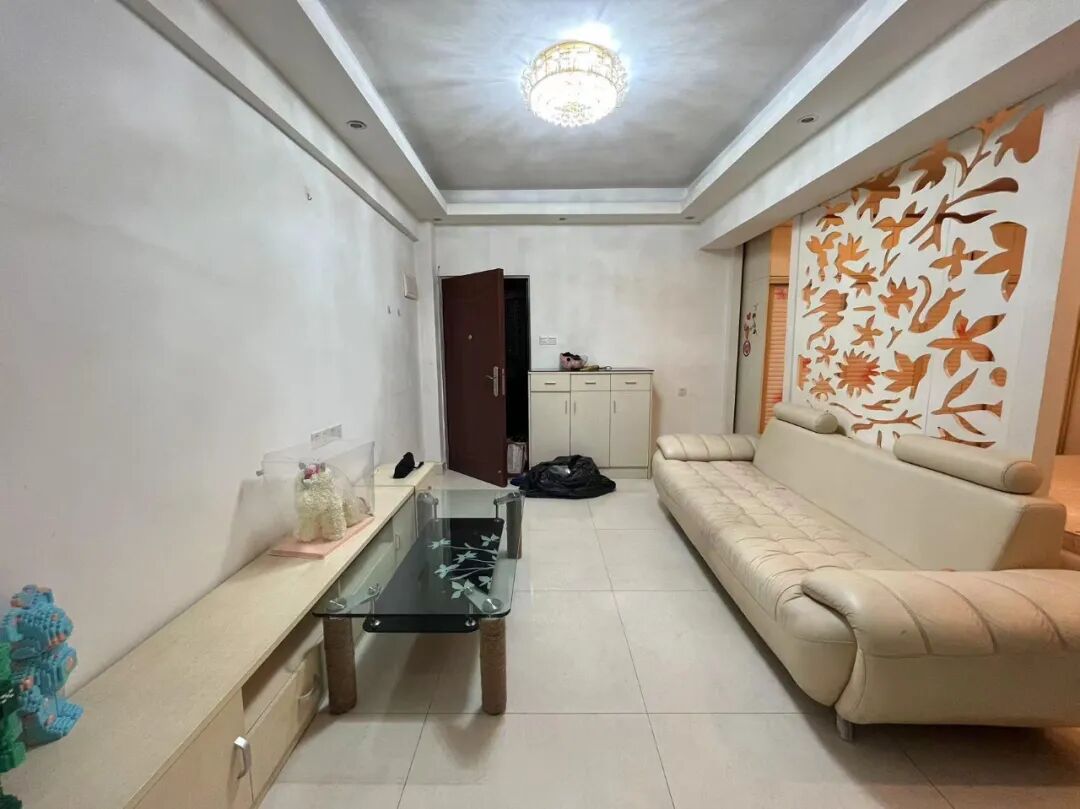 天河北二手房【龙口东小区】60平，总价330万！