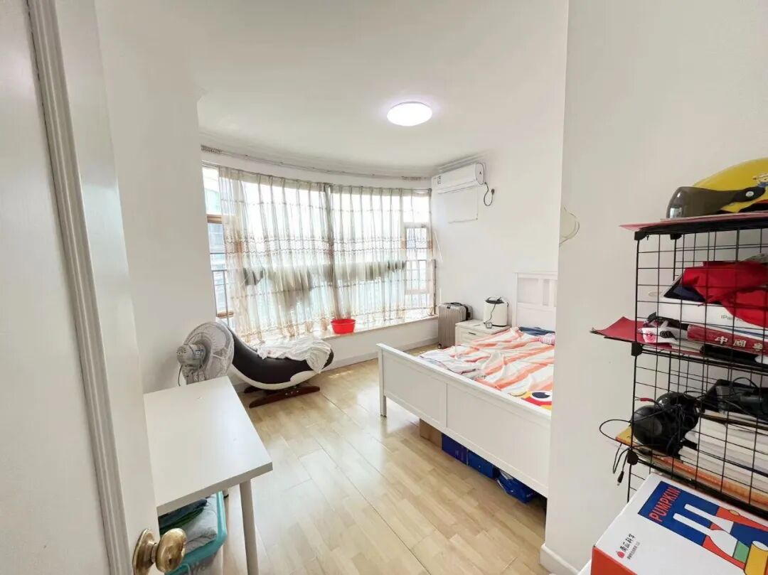 天河北总价1130万 | 帝景苑，124平四房， 舒适南向，业主急售！