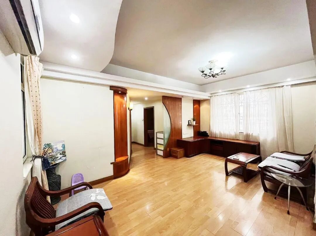 天河北二手房【金田花苑】90平，总价750万！