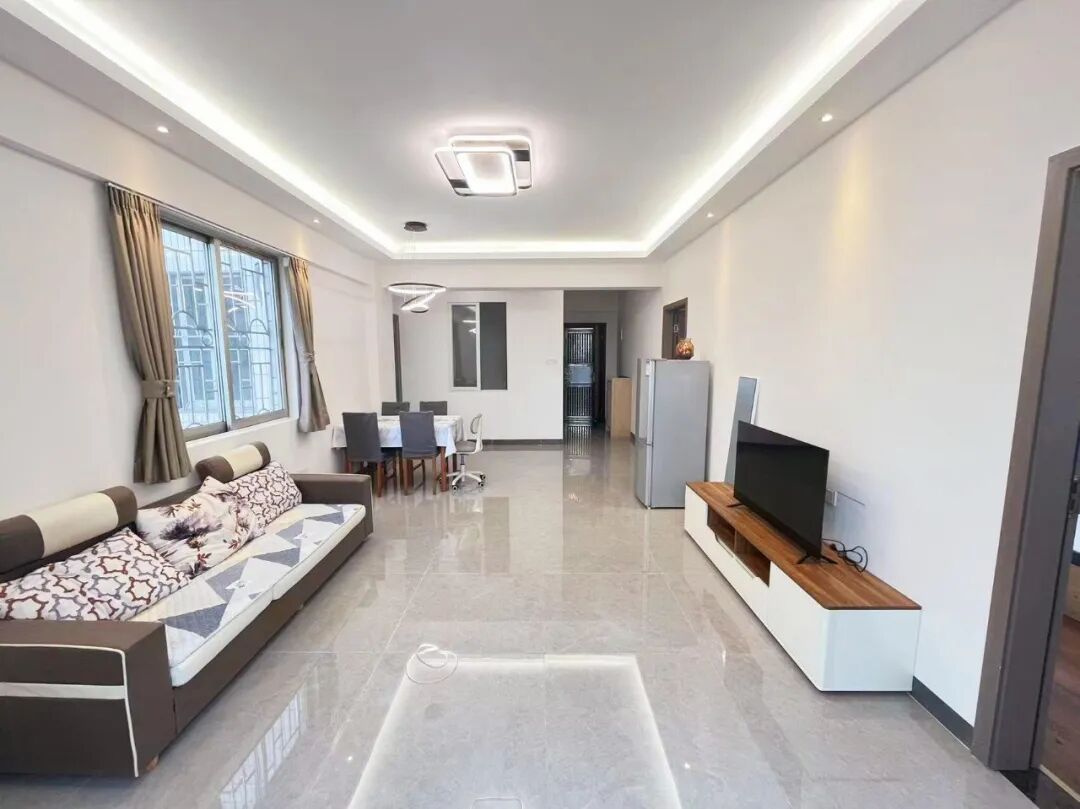 天河北二手房【润华大厦】91平，总价595万！