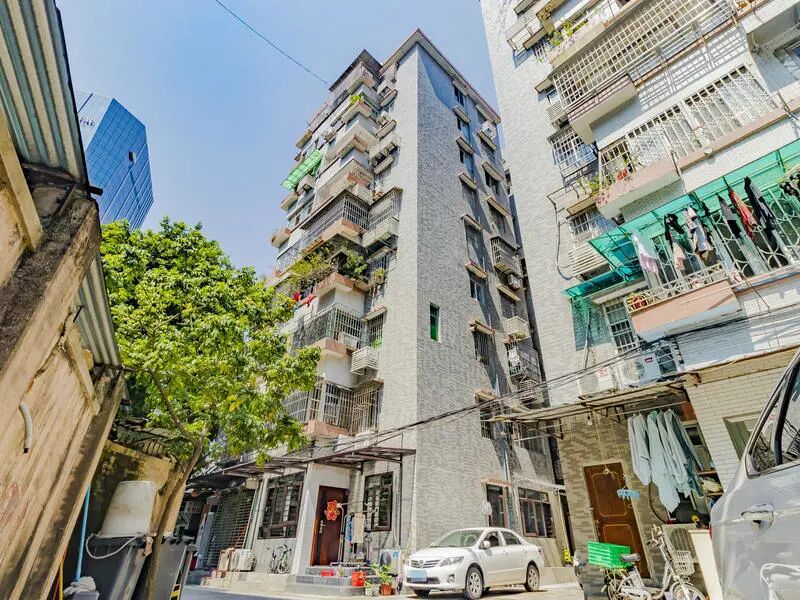 天河北总价630万 |  德荣小区，97平，学位不占用、产权清晰、诚心出售！