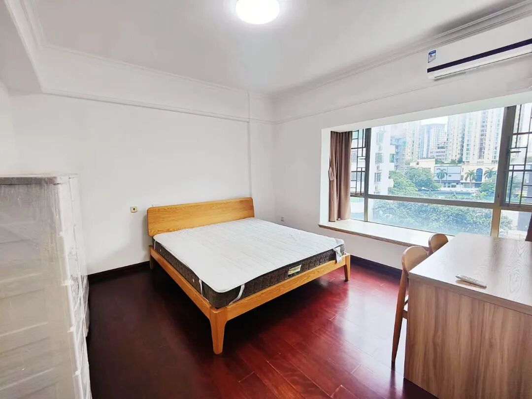 天河北二手房【银汇华庭】133平，总价1500万！